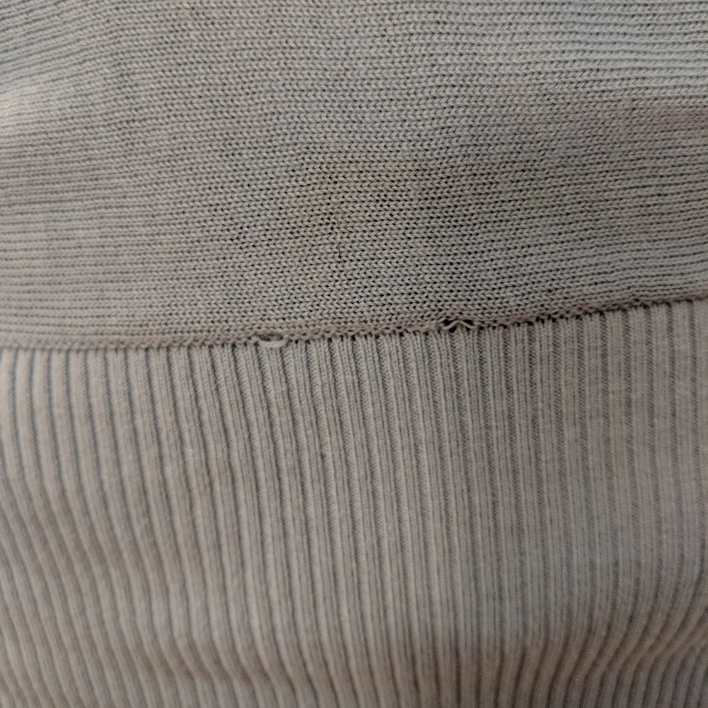 ELIE TAHARI BABY BLUE BLOUSE - Picture 7 of 7